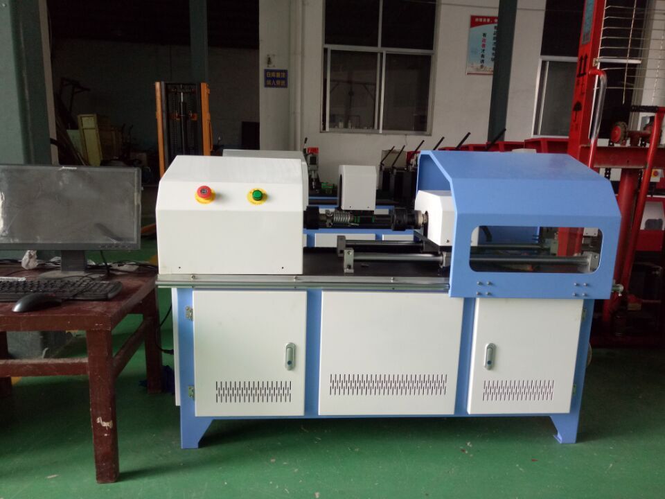 ���������˽����Ť�D(zhu��n)ԇ�C���B(y��ng)�oҪ�c